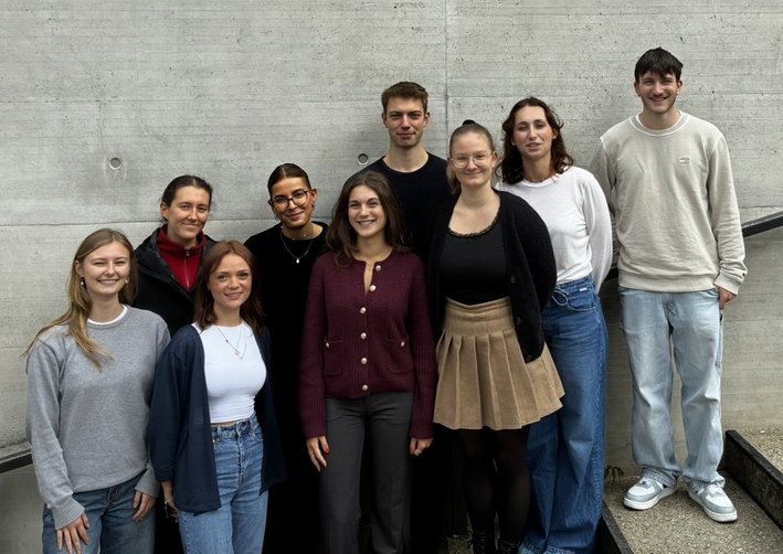 Gruppenbild HFT StudiScouts auf HFT Campus