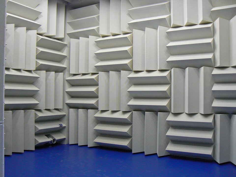 anechoic room