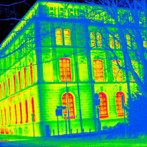 Thermografieaufnahme eines Gebäudes