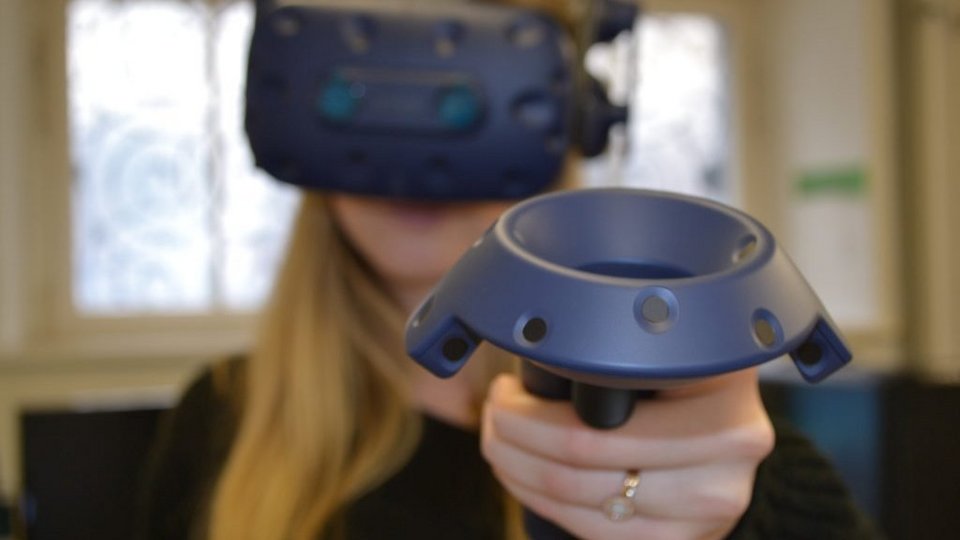 Person testing Virtual Reality