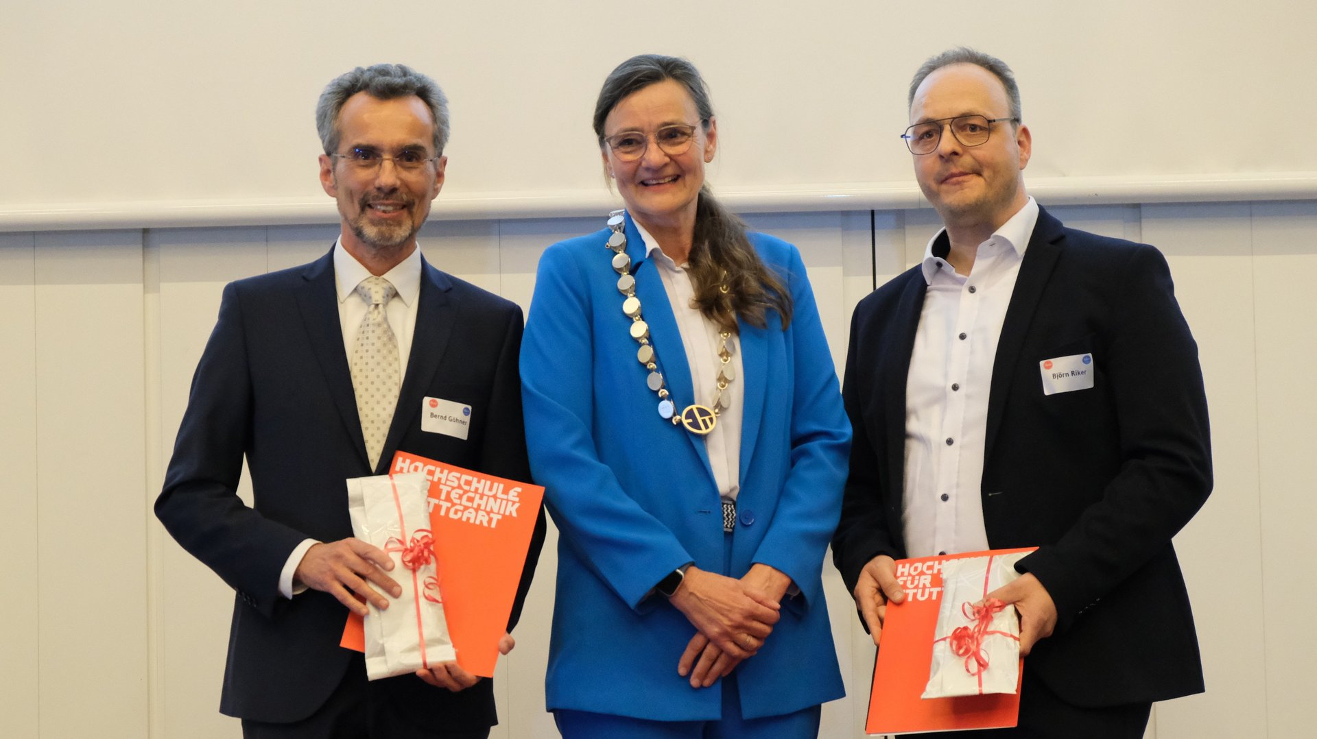 Bernd Göhner, Katja Rade und Björn Riker auf der Bühne