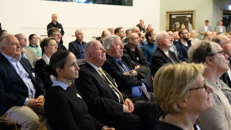 Personen auf dem Fest