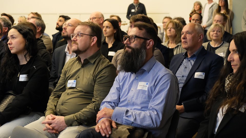 Personen auf dem Fest