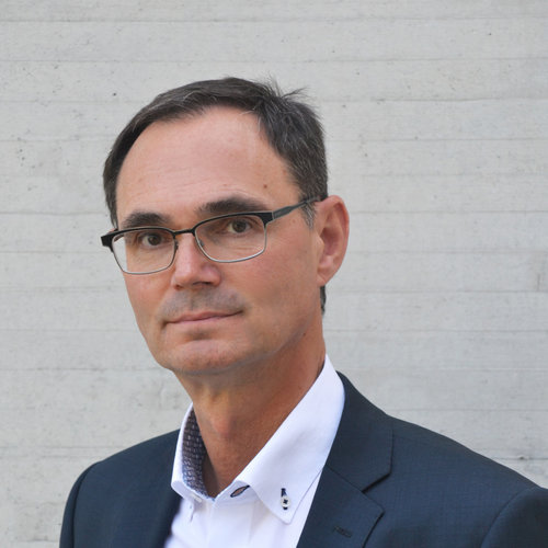 Prof. Dr.-Ing. Thomas Benz