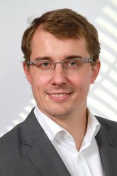 Prof. Dr. Anselm Knebusch