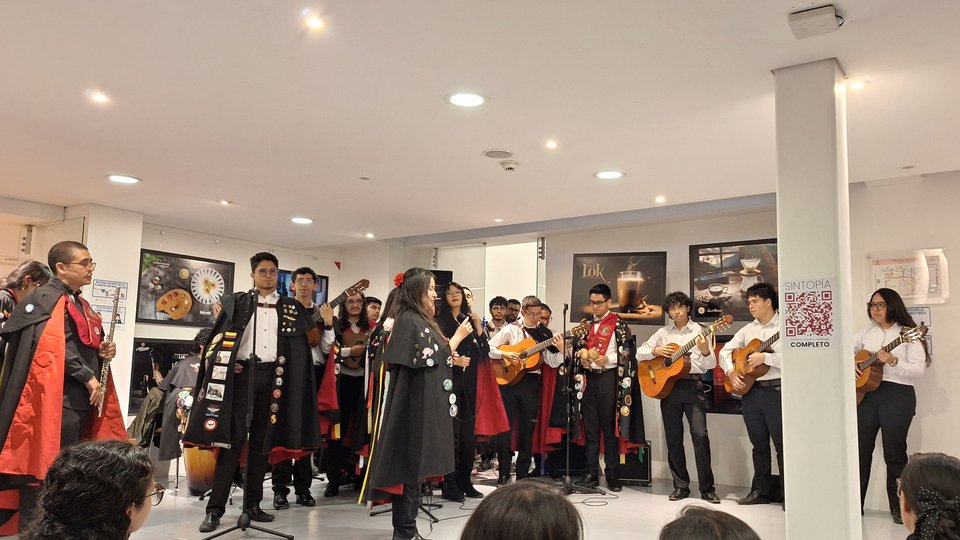 Beside scientific exchange, AGSE always offers cultural insights. This time teriffic music and dance!