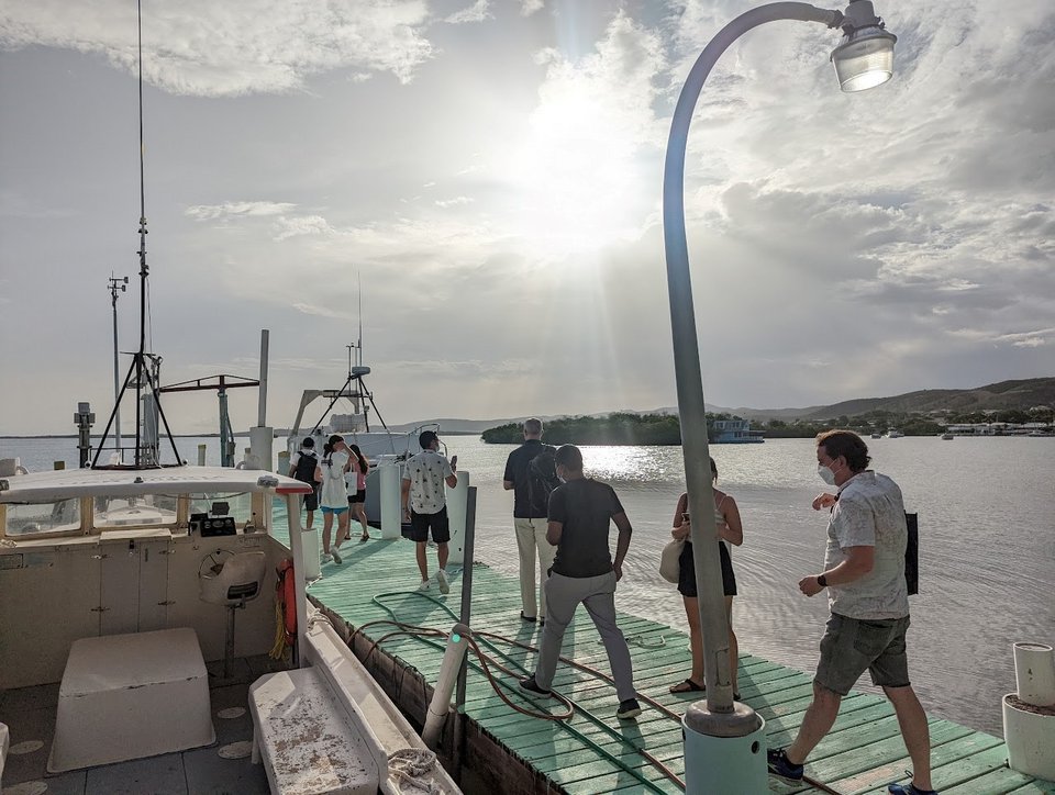 Gemeinsame Erkundung des Department of Marine Sciences