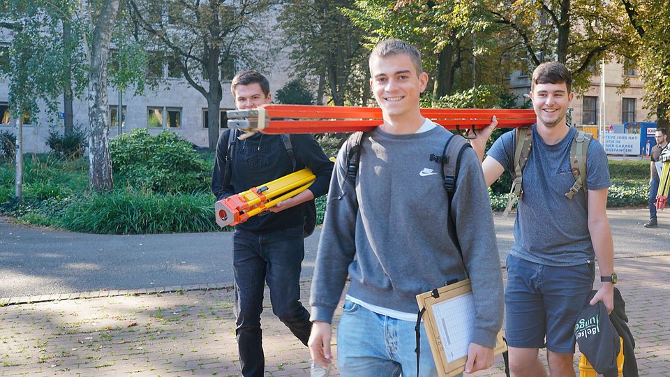 Semesterstart VB Wintersemester 2023 Bachelor Vermessung und Geoinformatik HFT 