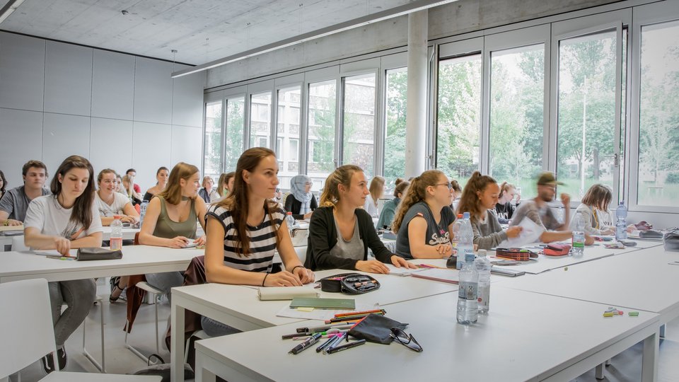 Bachelor-Wirtschaftspsychologie-Vorlesungssaal